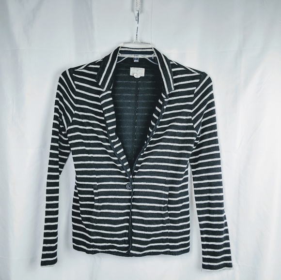 Caslon Jackets & Blazers - **SALE - 3/25!!    Caslon Knit Blazer